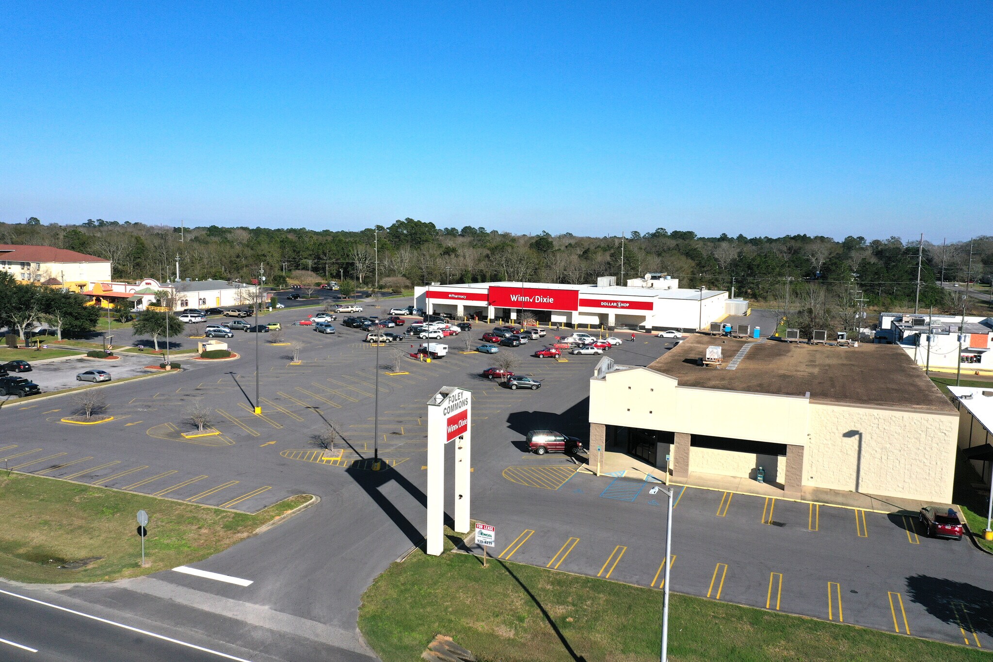 1235 S McKenzie St Foley, AL 36535 Retail Property for Sale on