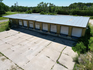 Iola, KS Industrial - 1421 S Washington Ave