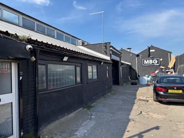280 Alma Rd, Enfield, LND for Rent