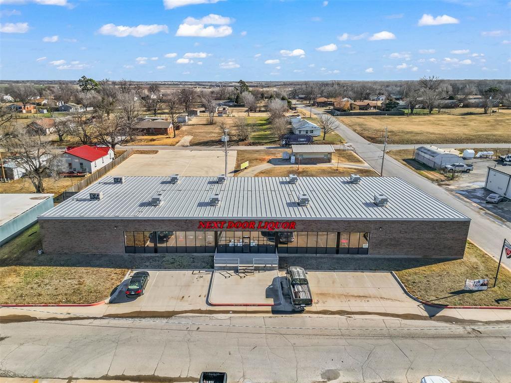 1523 Stewart Dr, Chickasha, OK for Sale