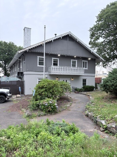 416 Horace St, Bridgeport, CT for Rent