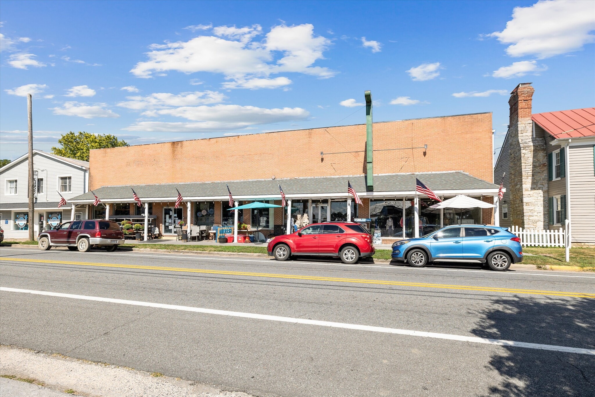 5307 Main St, Stephens City, VA for Sale
