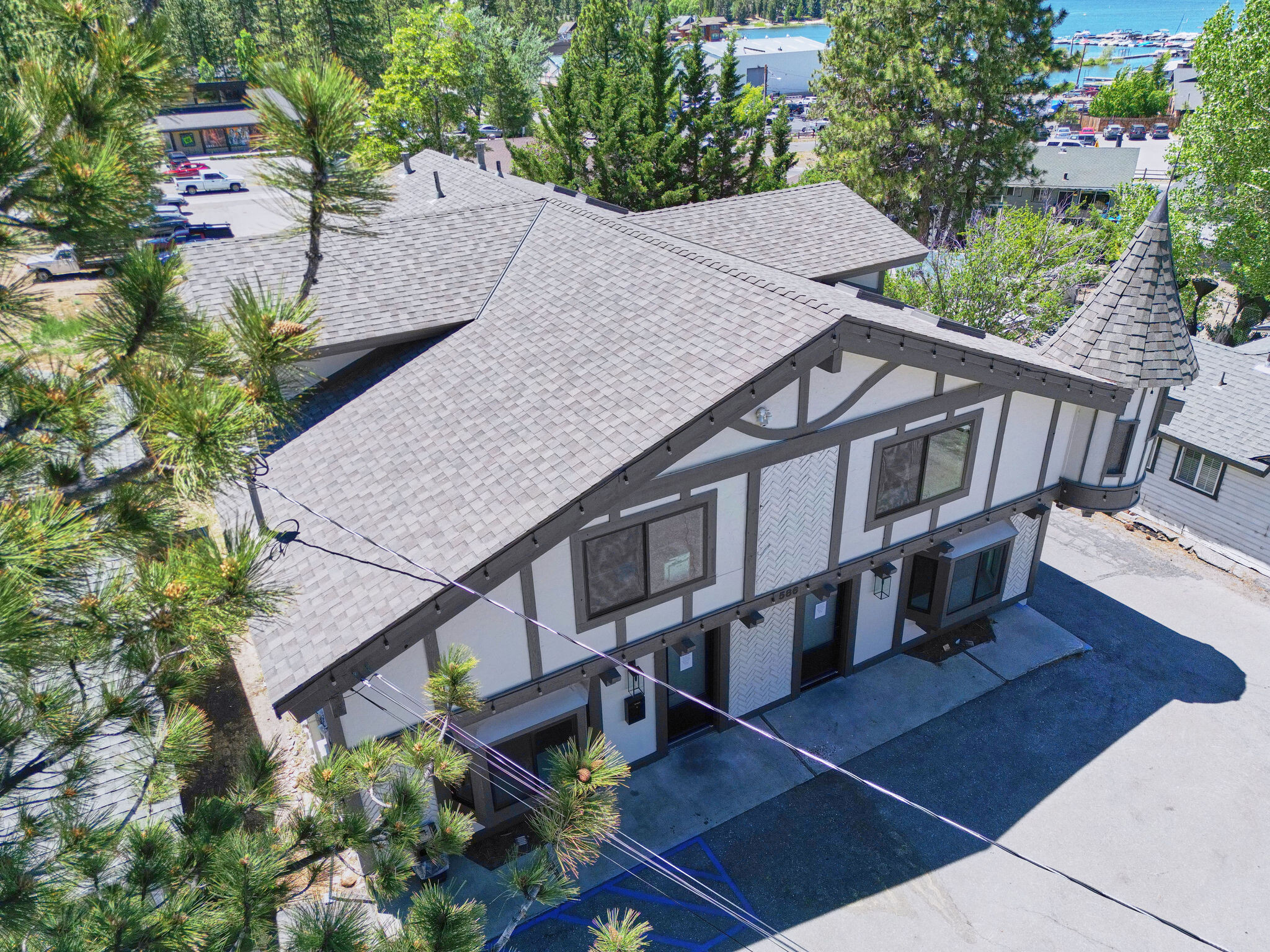 586 Bonanza Trail, Big Bear Lake, CA for Sale