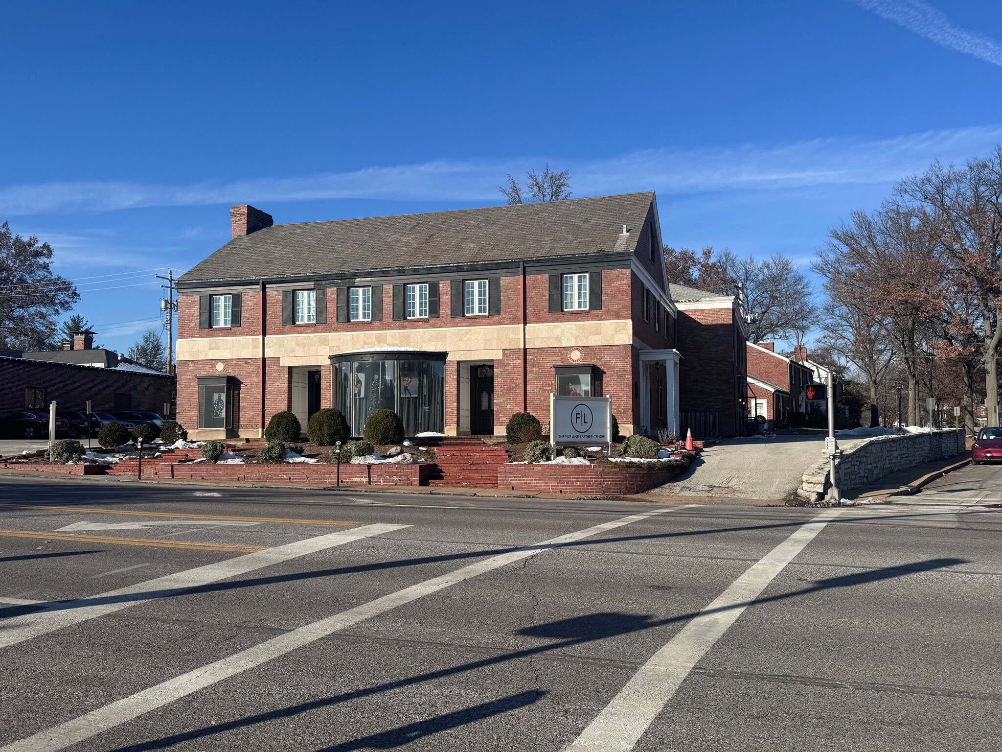 7901 Clayton Rd, Saint Louis, MO for Sale