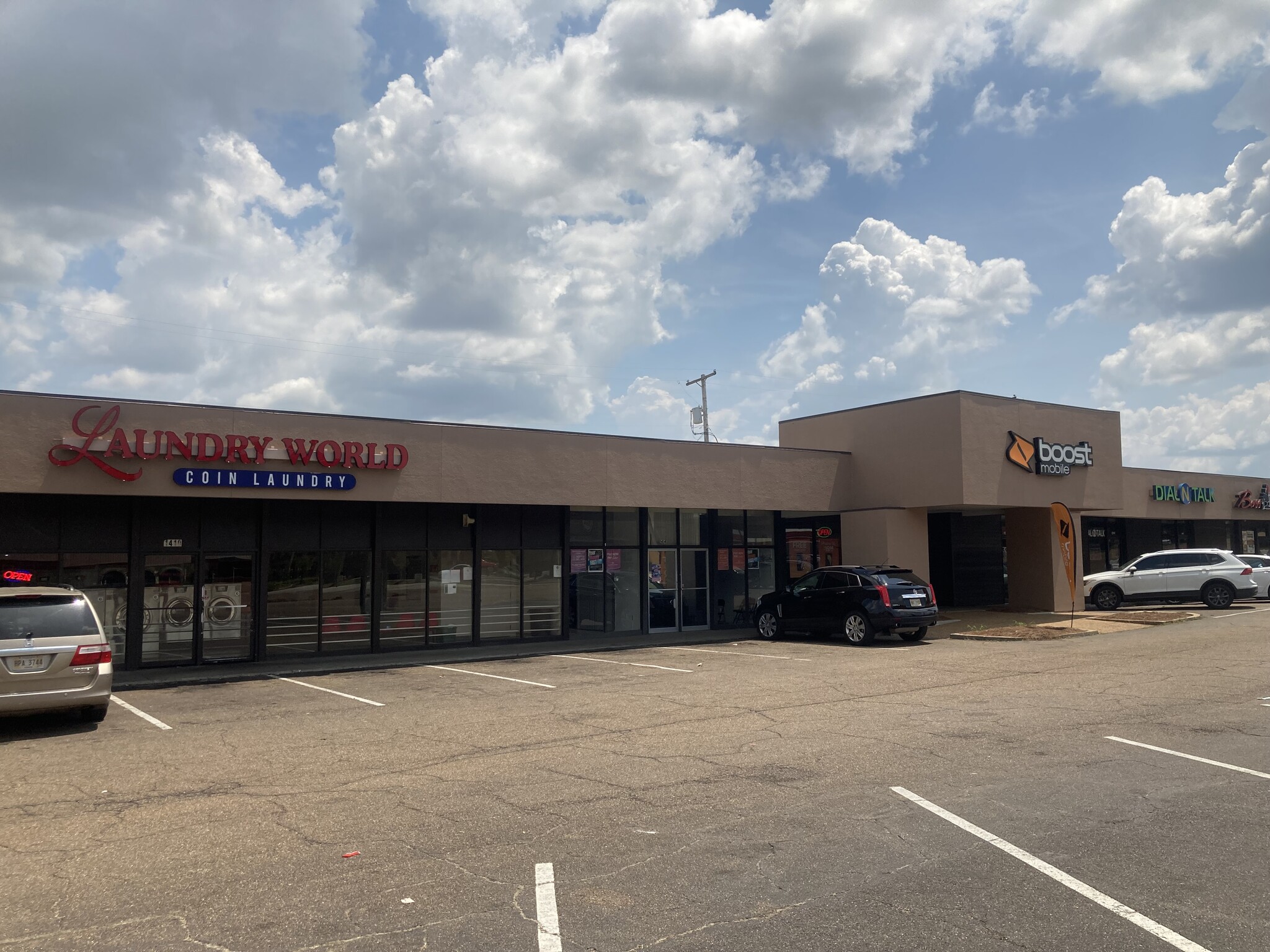 1400-1444 Ellis Ave Jackson, MS 39204 - Retail Property for Lease on