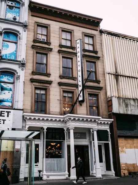 372-374 Fulton St, Brooklyn, NY for Rent