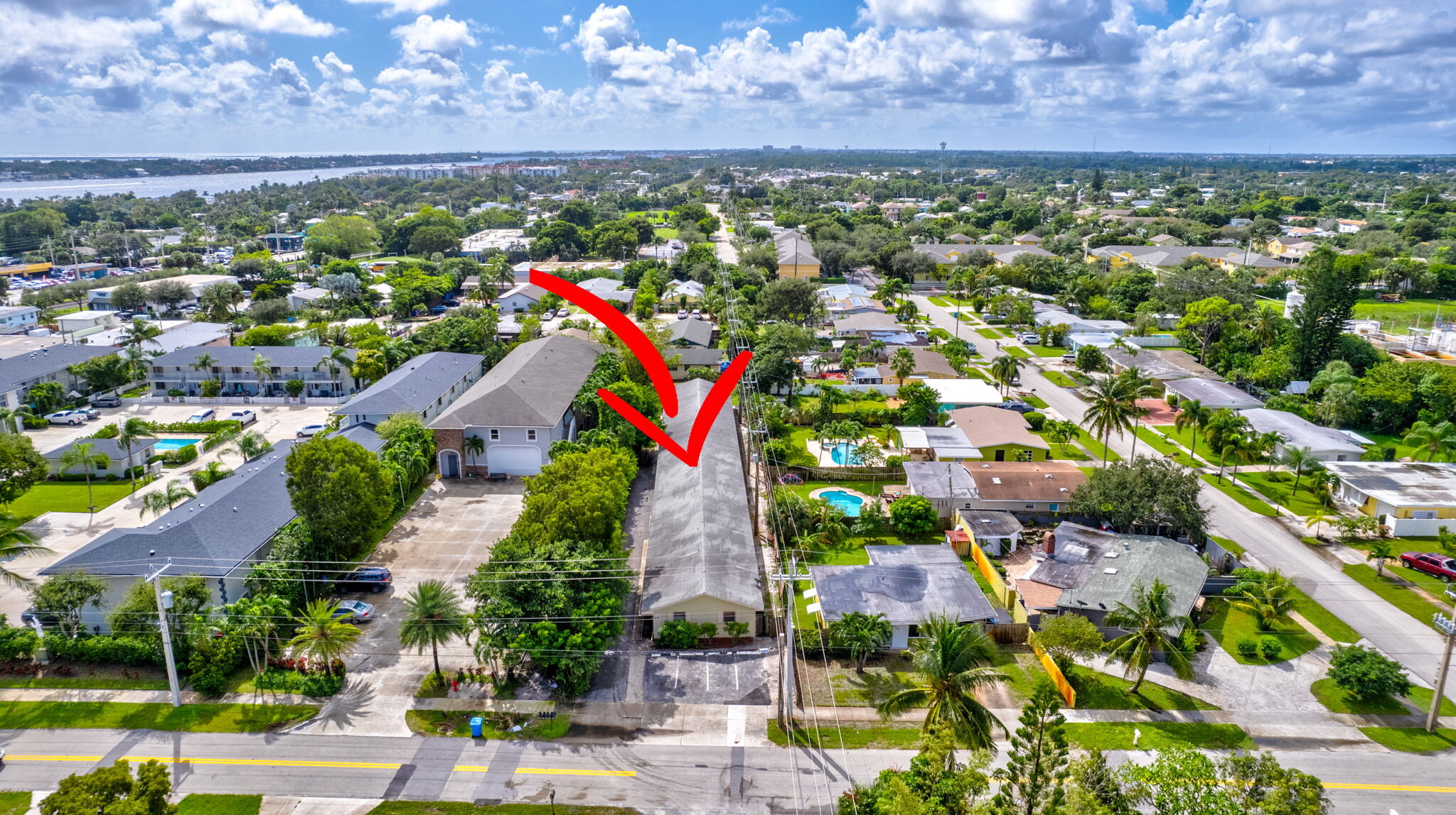 352 W Pine St, Lantana, FL for Sale