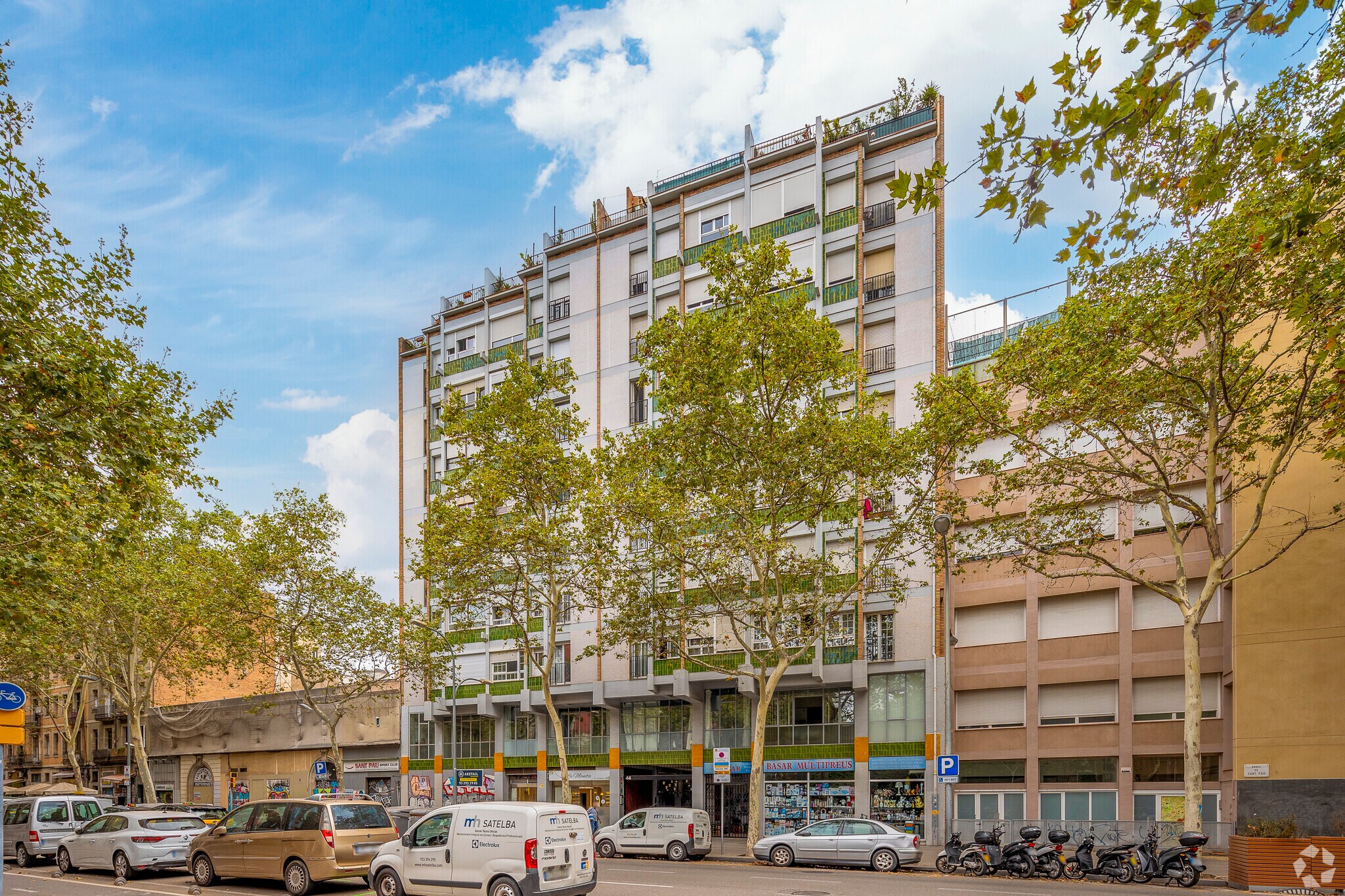 42 Ronda de Sant Pau, Barcelona, BAR for Sale
