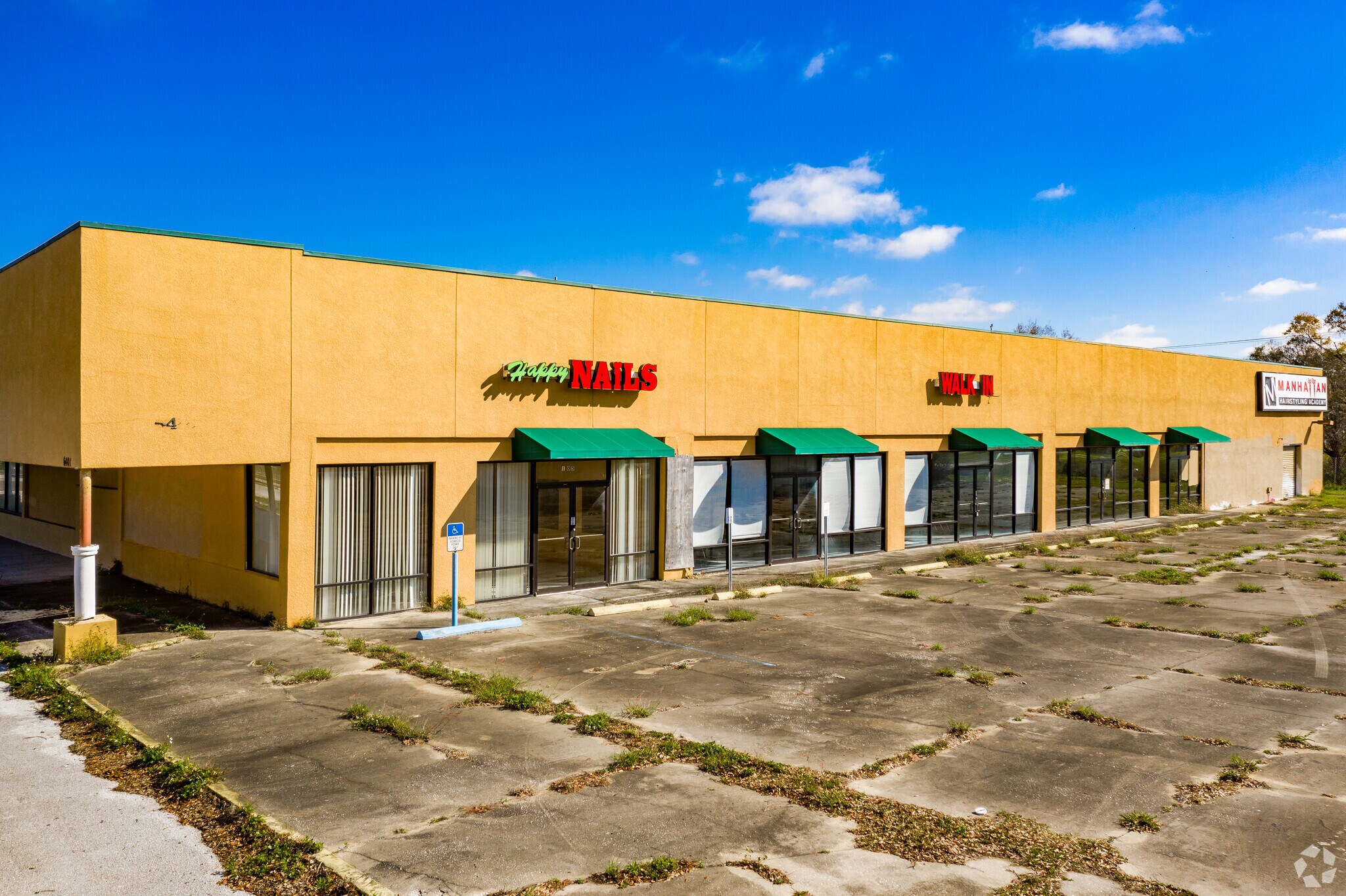 63516401 W Waters Ave Tampa, FL 33634 Retail Property for Lease on