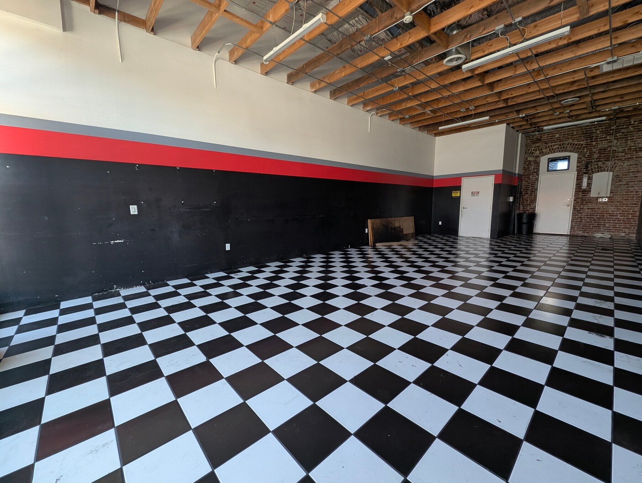 4850 Santa Monica Blvd, Los Angeles, CA for Rent