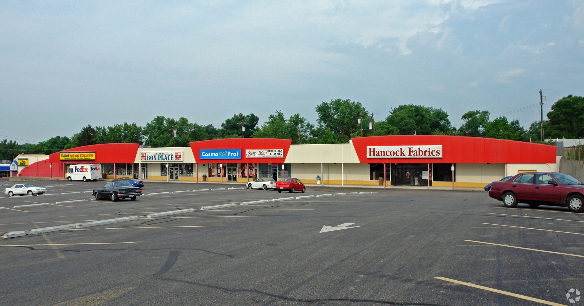 8255-8269 Colerain Ave, Cincinnati, OH for Rent