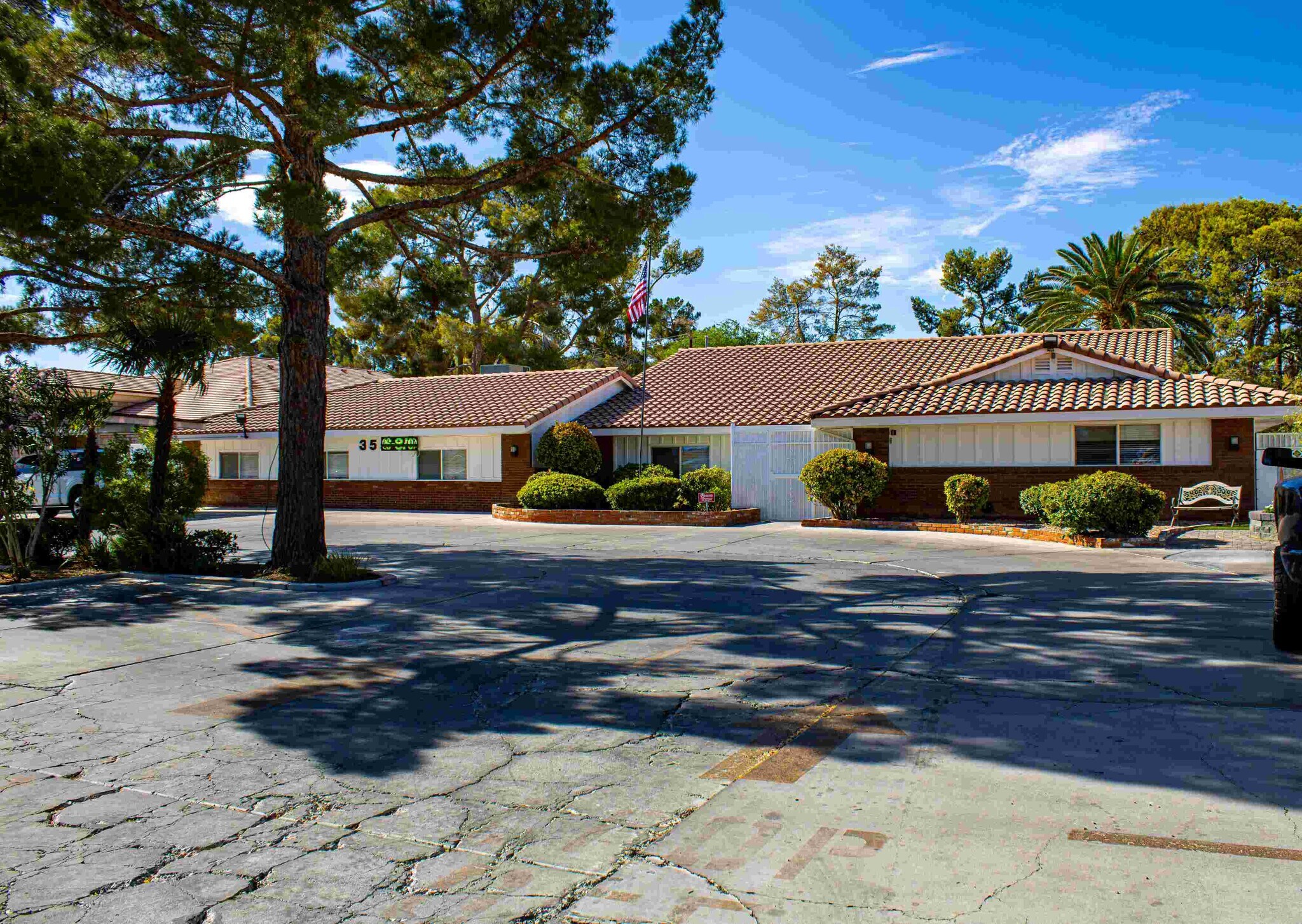 3551 E Sunset Rd, Las Vegas, NV for Sale