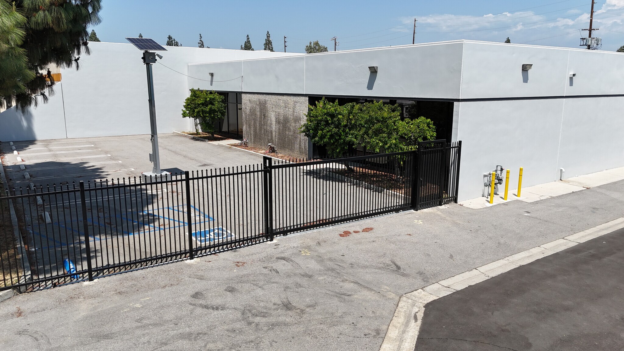 8950-8954 Lurline Ave, Chatsworth, CA for Rent