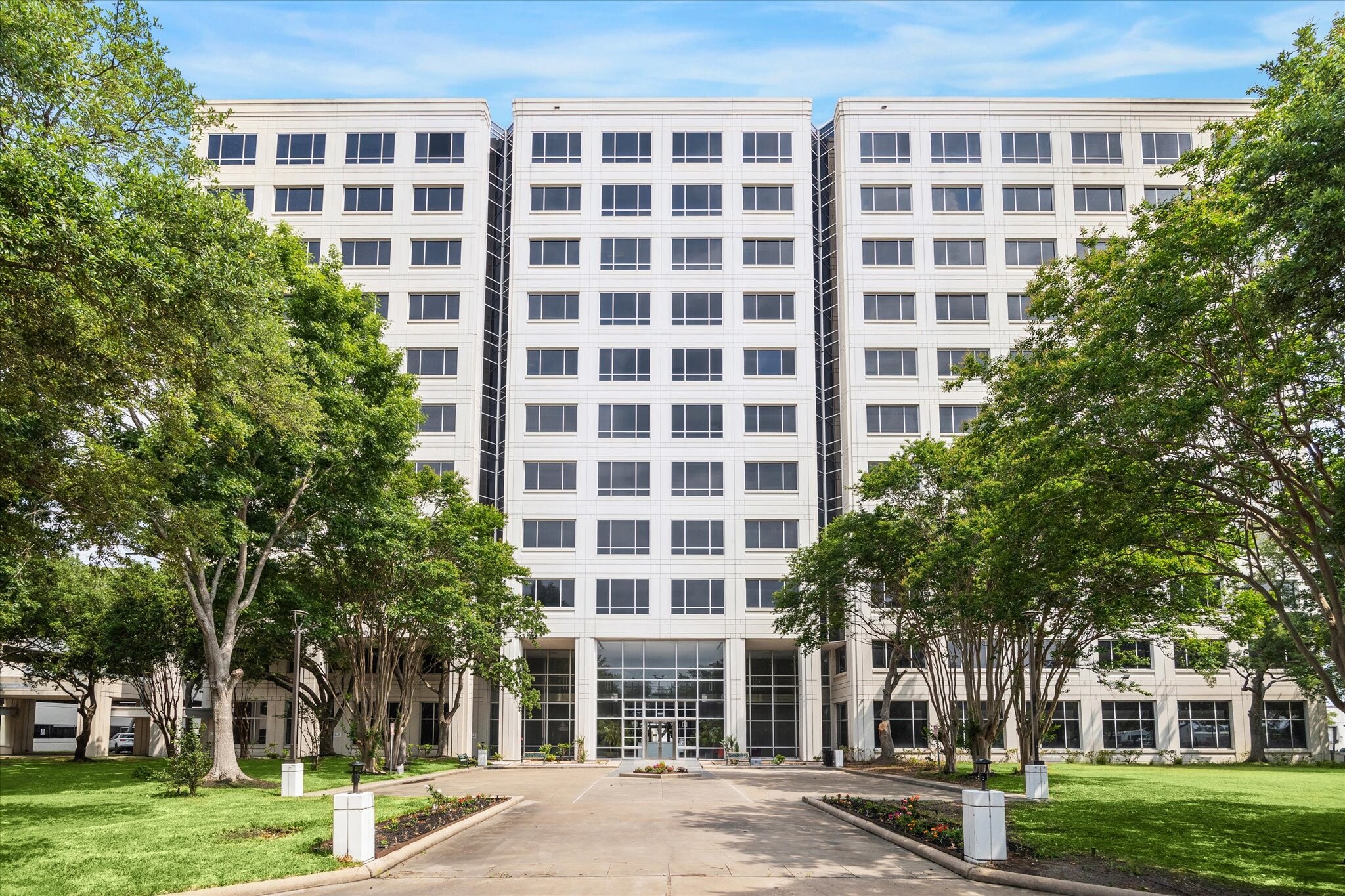 9800 Centre Pky, Houston, TX for Rent