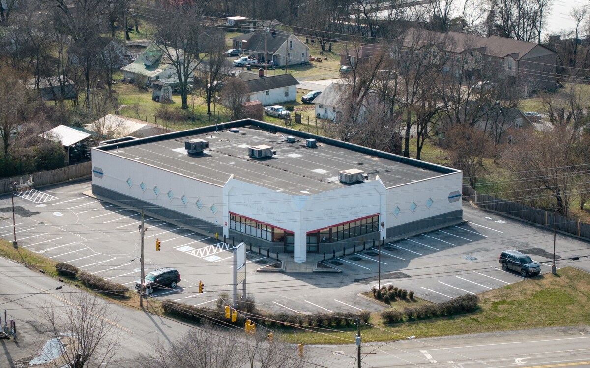 210 Mcmurry Blvd, Hartsville, TN for Sale