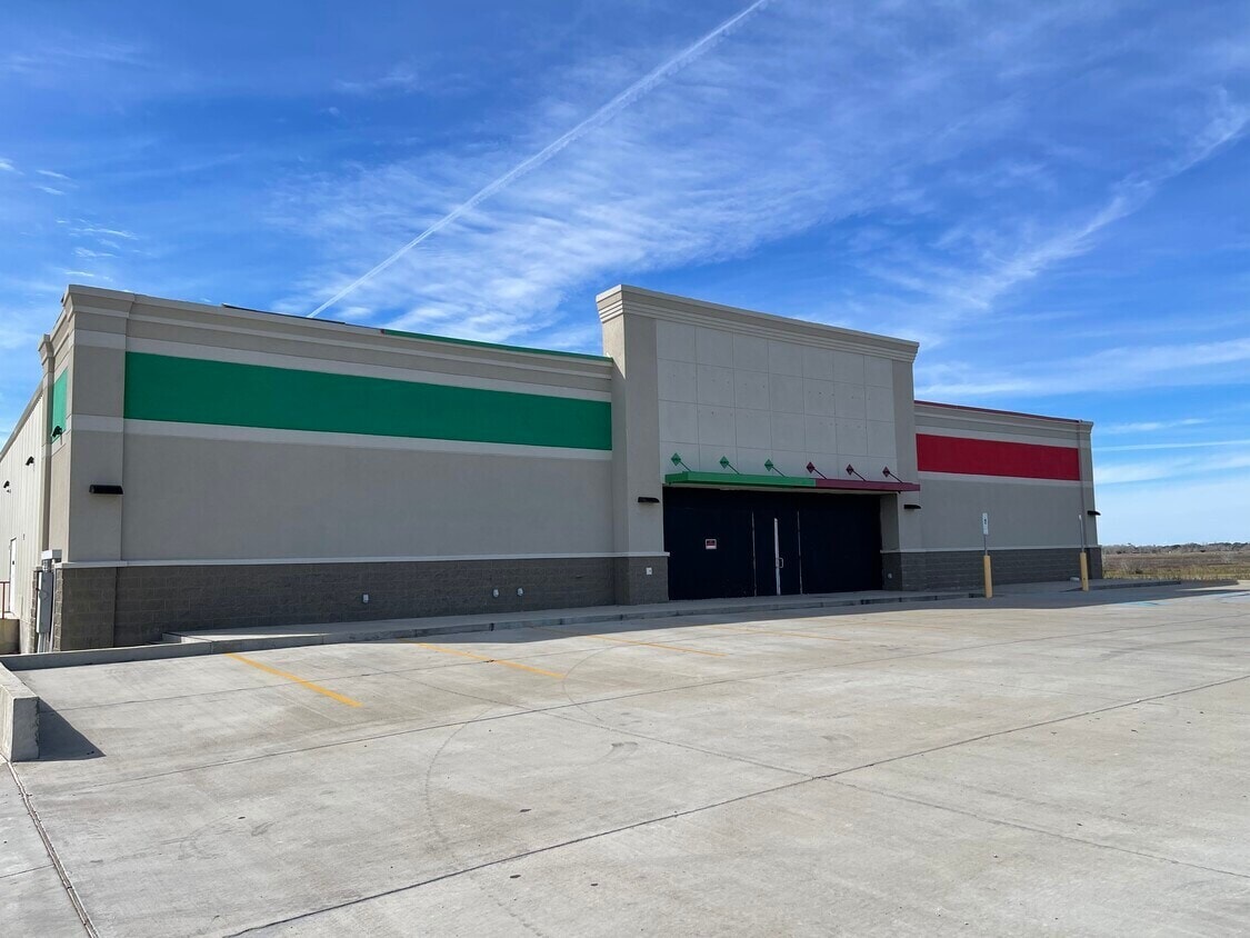 5603 County Rd 286, Sargent, TX for Rent