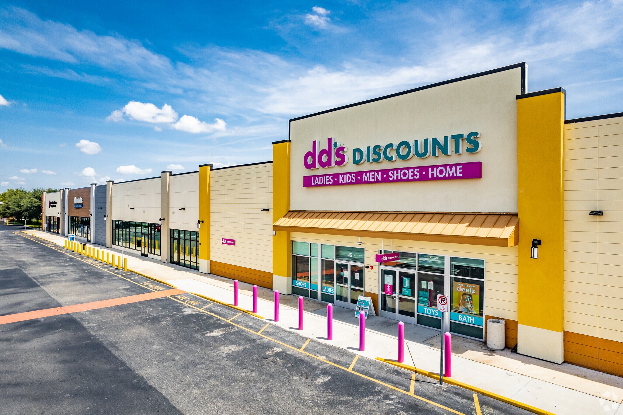 46134675 S Orange Blossom Trl Orlando, FL 32839 Shopping Center