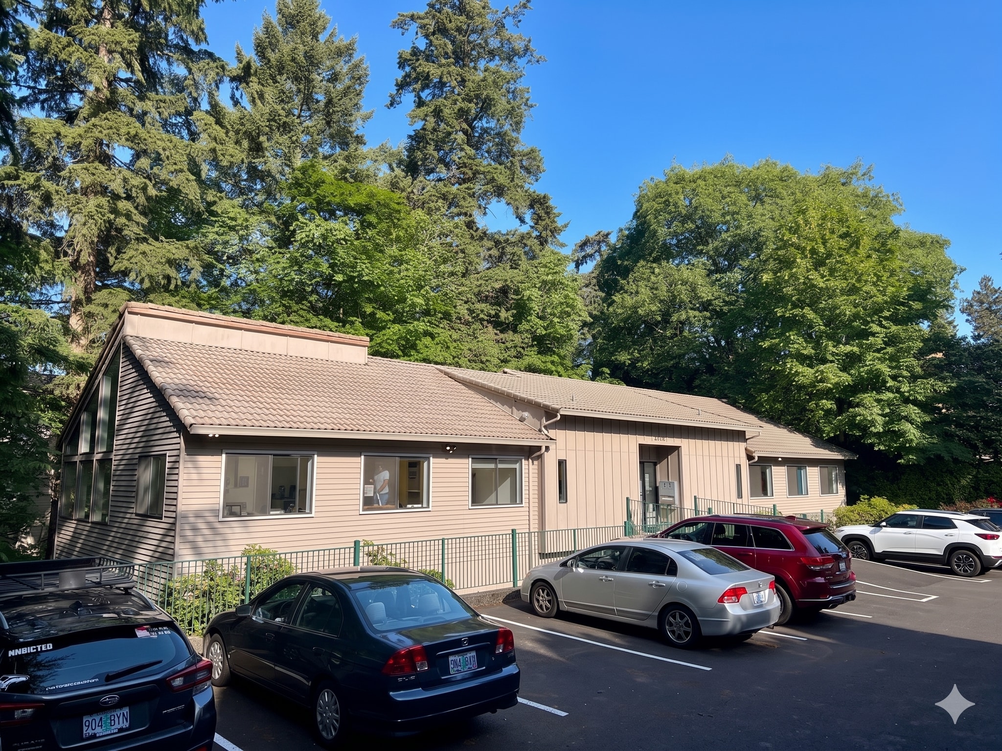 2700 SE Harrison St, Milwaukie, OR for Sale