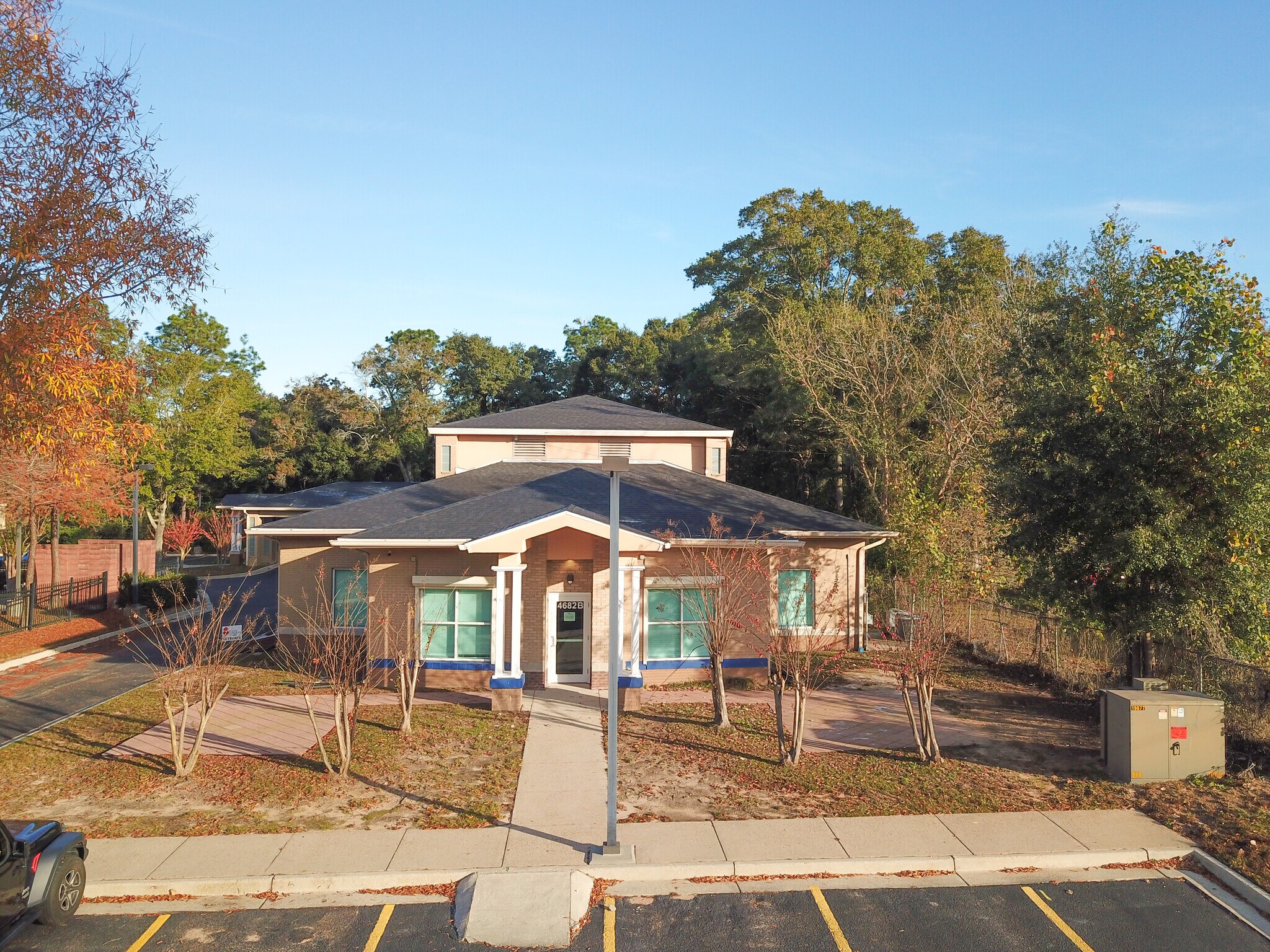 4682 Airport Blvd, Mobile, AL for Sale