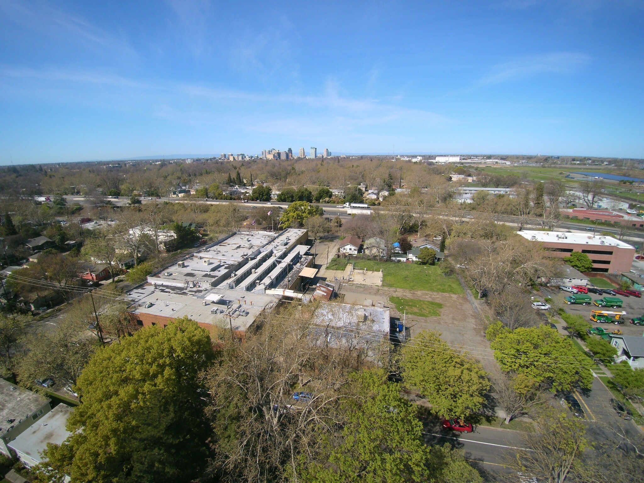 320-350 Alhambra Blvd, Sacramento, CA for Sale