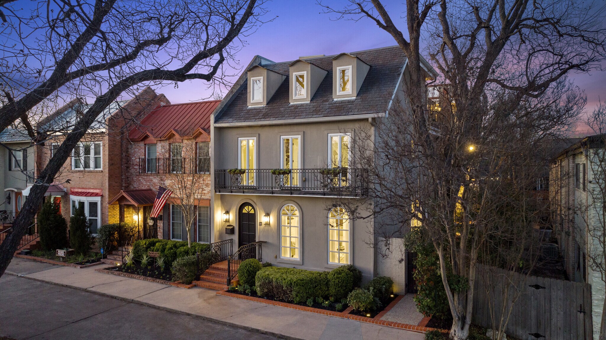 1810 W 35th St, Austin, TX for Sale