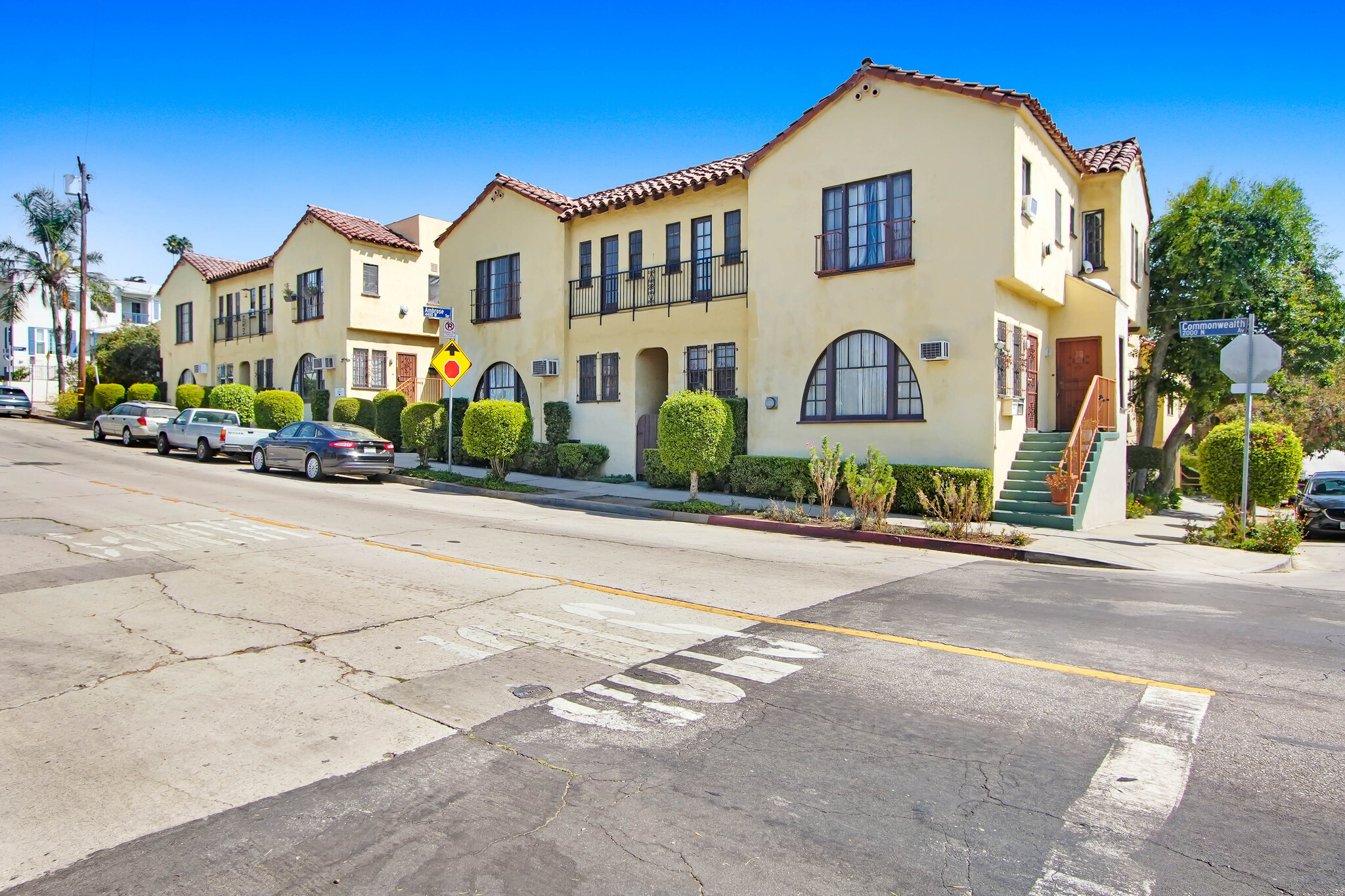 2050-2062 Commonwealth Ave, Los Angeles, CA for Sale