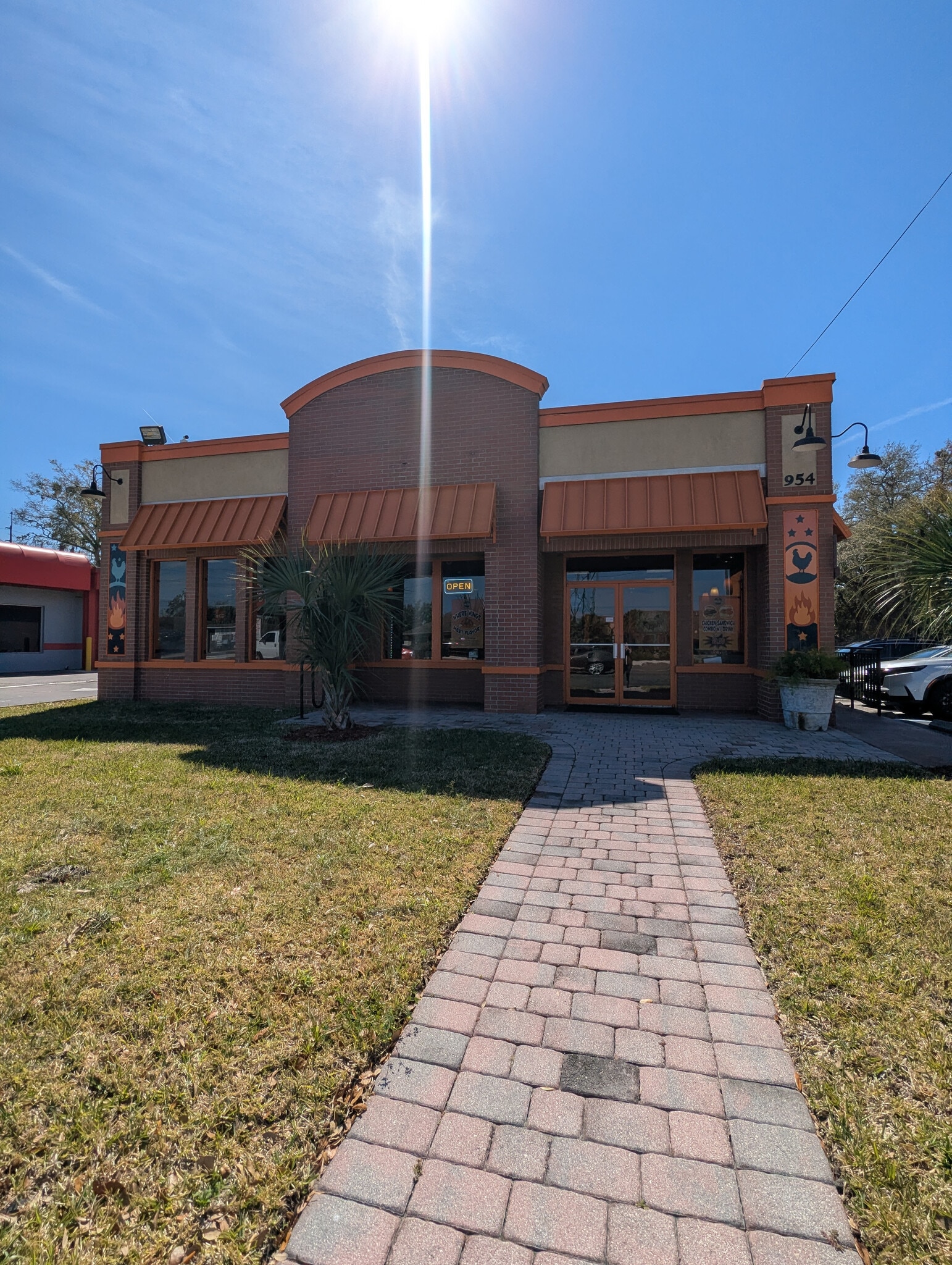 954 E Altamonte Dr, Altamonte Springs, FL for Sale