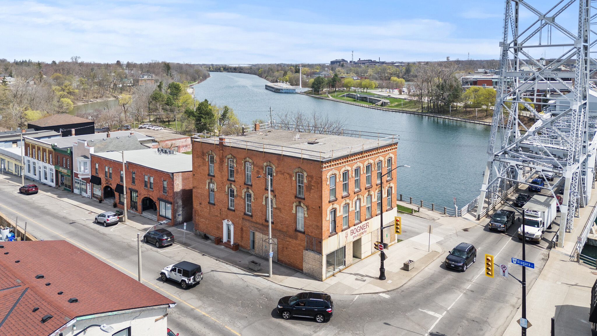28 W Main St, Welland, ON for Sale