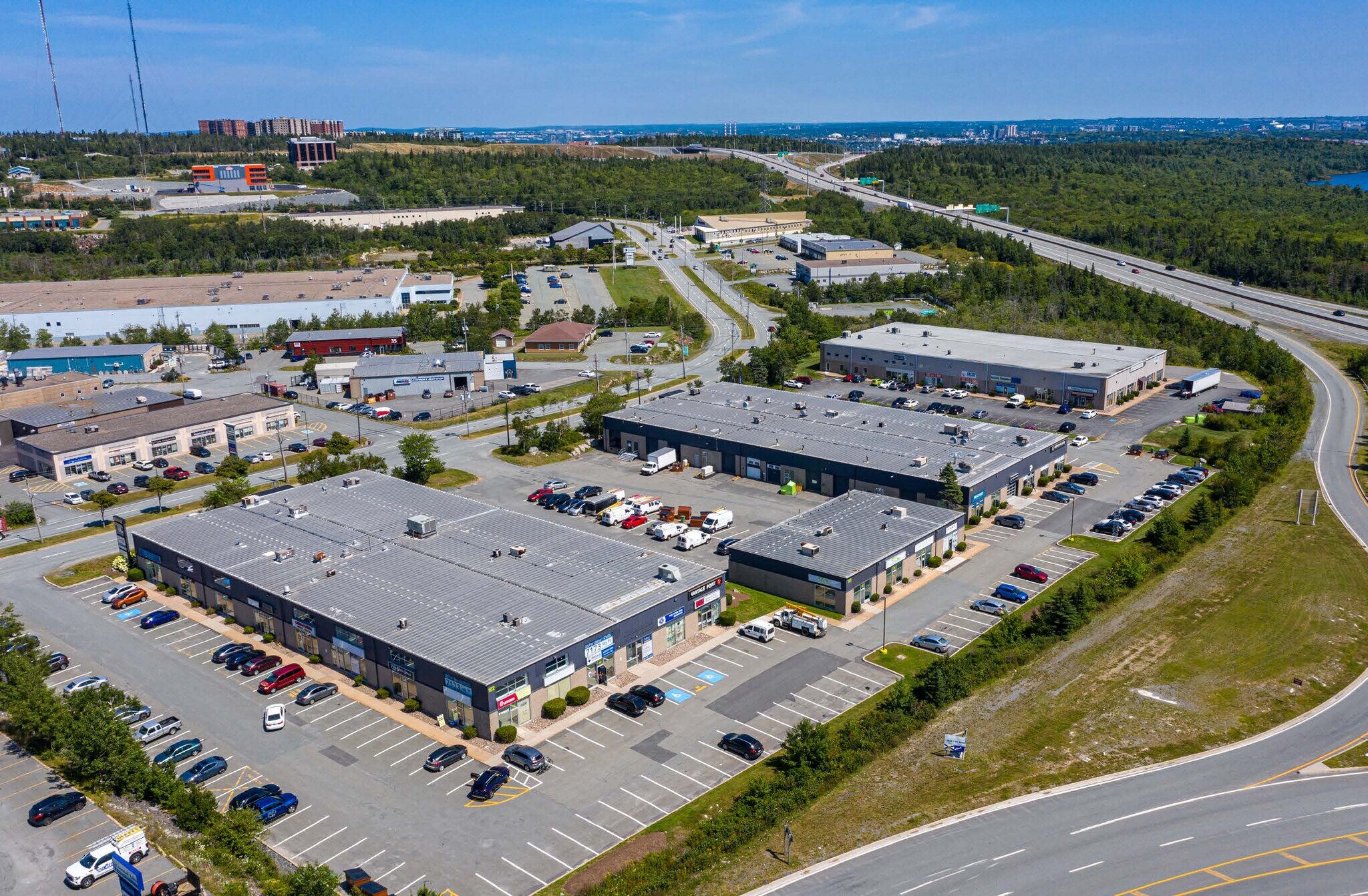 102 Chain Lake Dr, Halifax, NS for Rent
