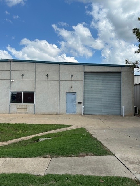 209-213 W 2nd St, Edmond, OK for Rent