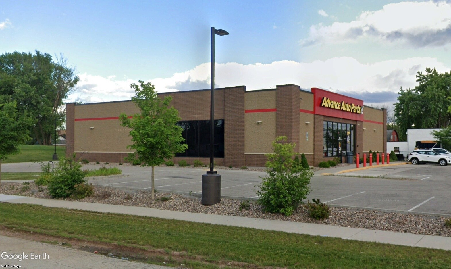 2120 Jackson St, Oshkosh, WI for Rent