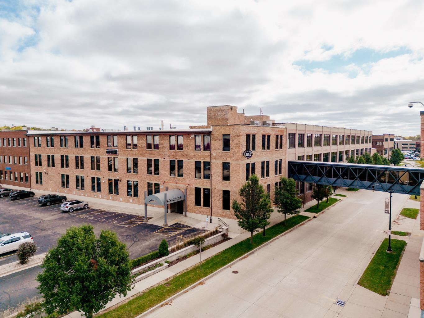 525-705 3rd St, Beloit, WI for Rent