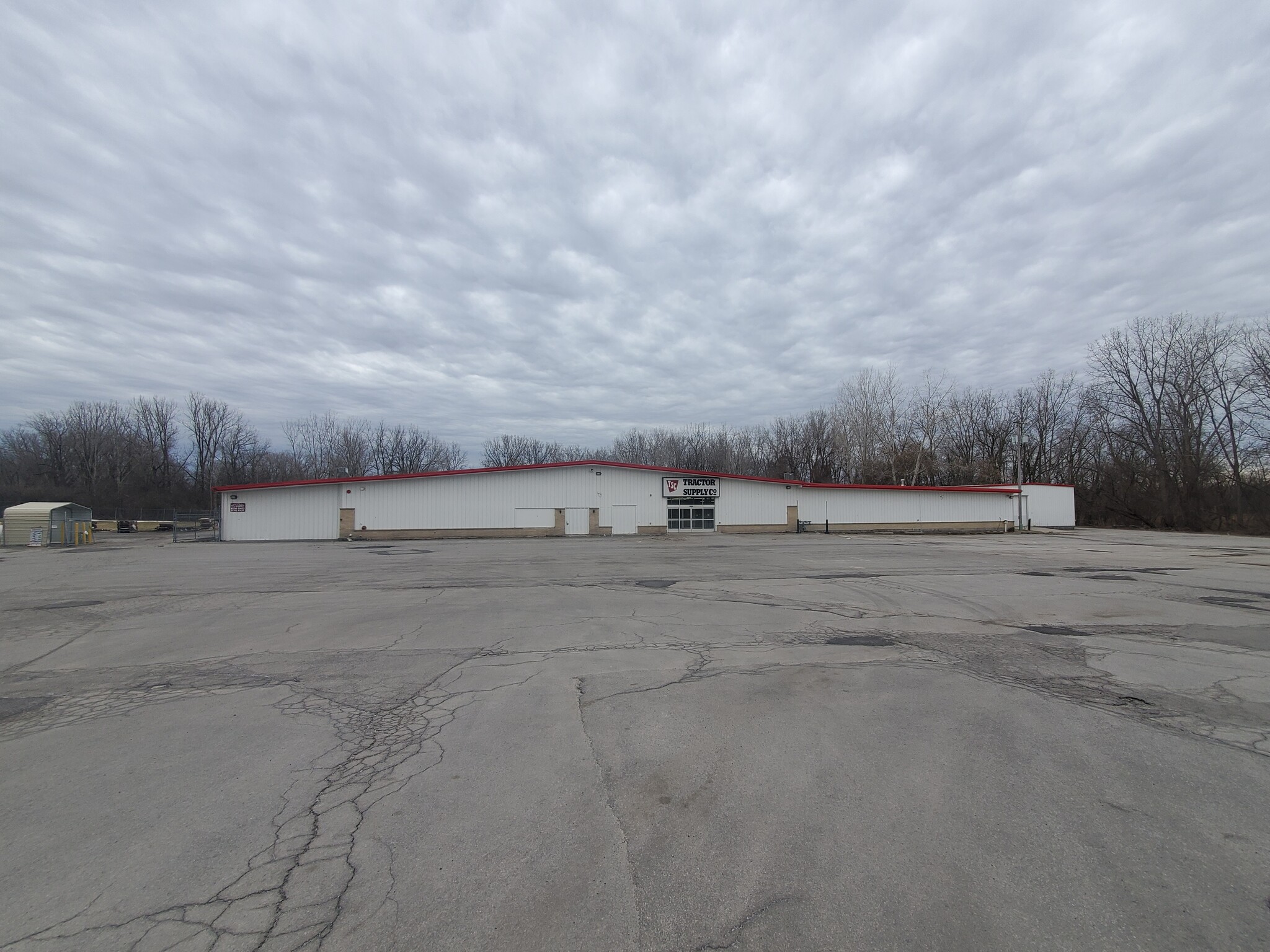 4974 E Main Street Rd, Batavia, NY for Sale