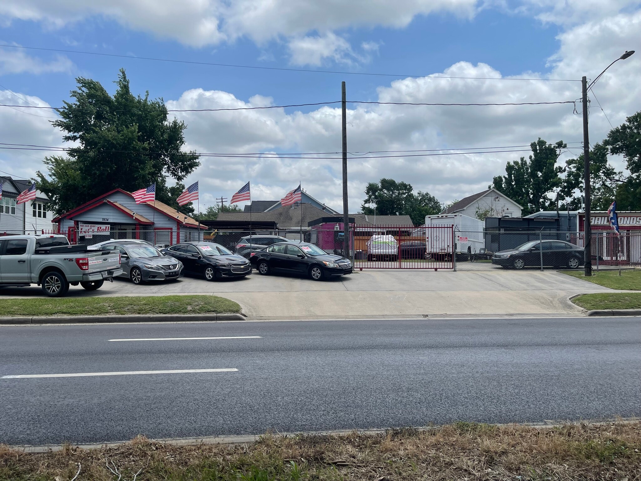 2834 North Fwy, Houston, TX for Sale