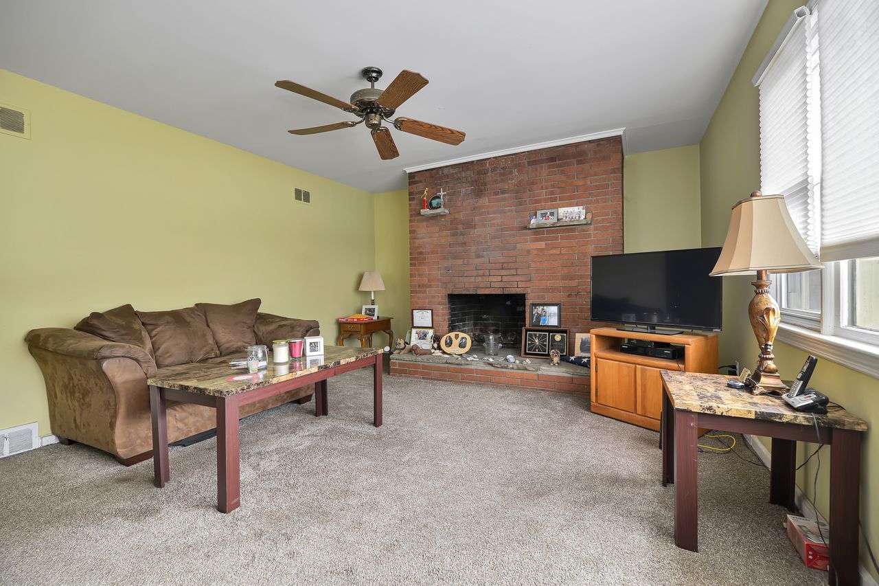 24 Erie Ave Wanaque, NJ 07465 MultiFamily Property for Sale on