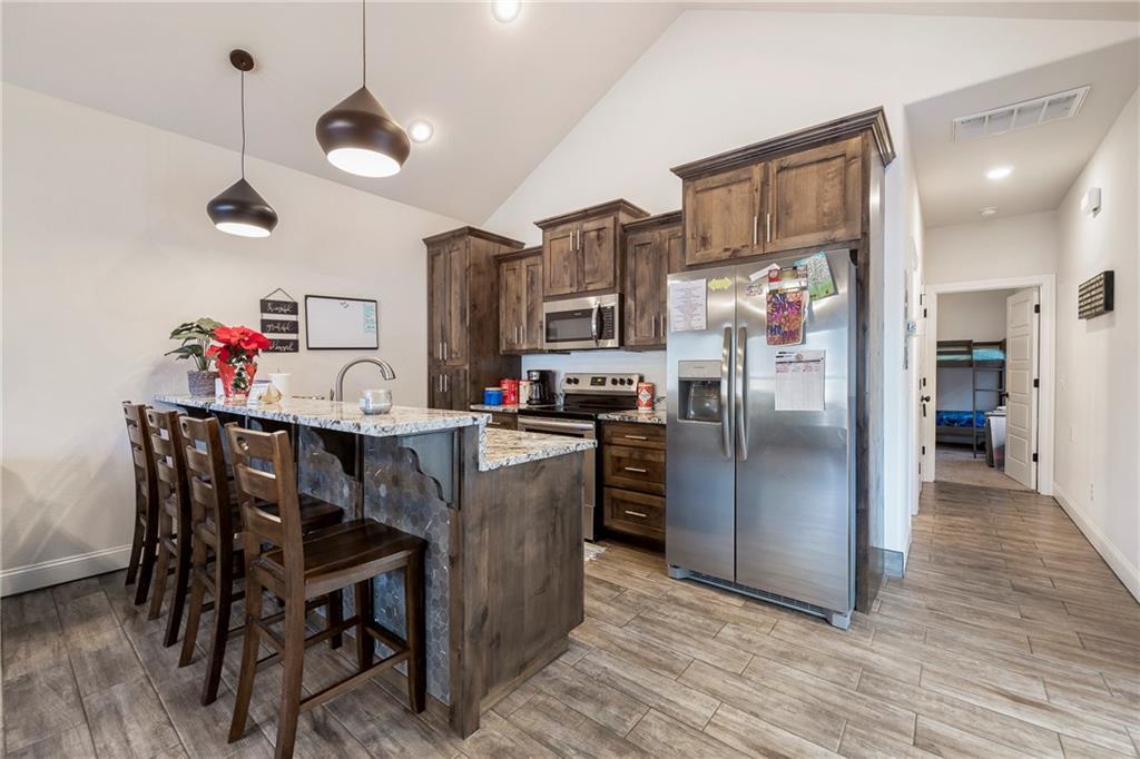 424 N F St, Rogers, AR for Sale