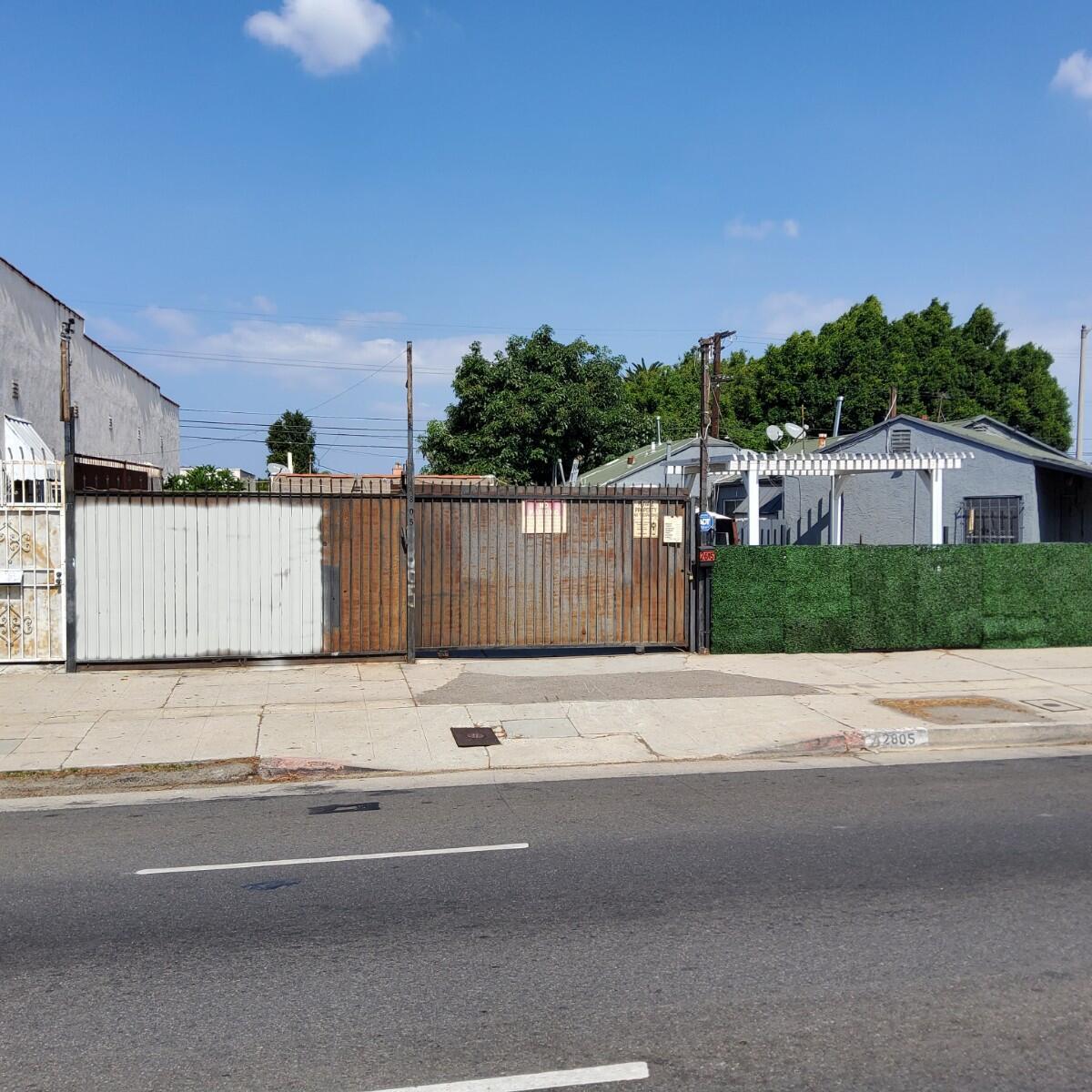 2805 W Florence Ave, Los Angeles, CA for Rent