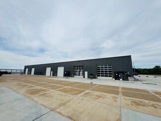 Wichita, KS Flex - 4010 N Hoover Ct
