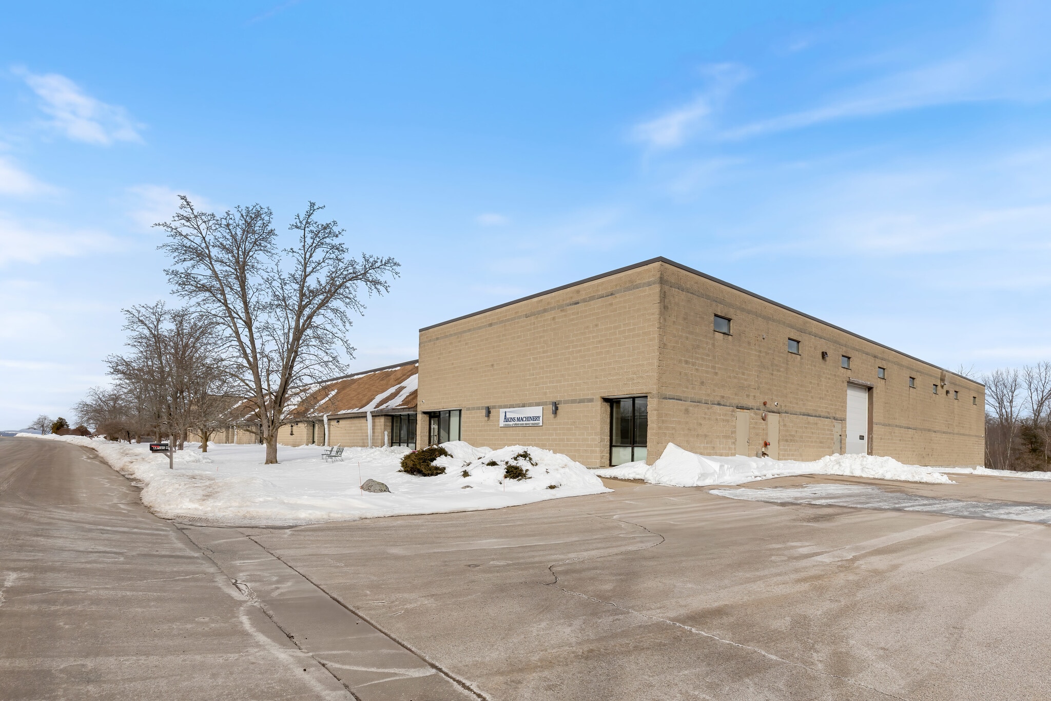 9 Delta Dr, Londonderry, NH for Sale