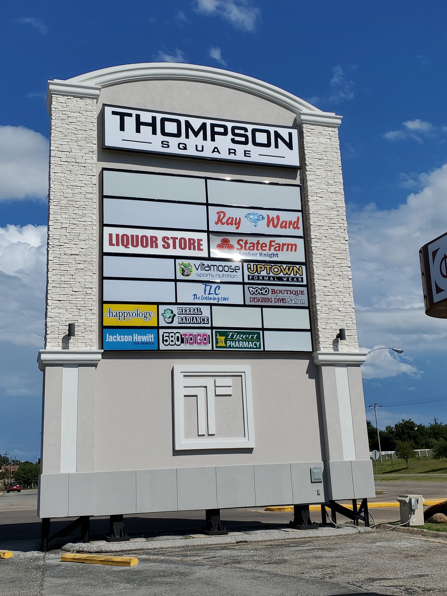 2015 W Broadway St, Ardmore, OK for Rent