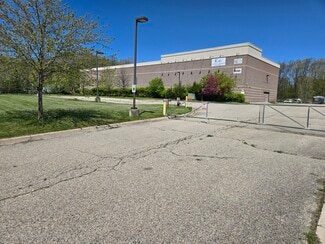 White Lake, MI Warehouse - 10320 Highland Rd