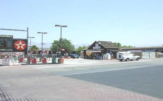 San Jacinto, CA Service Station - 2469 S San Jacinto Ave