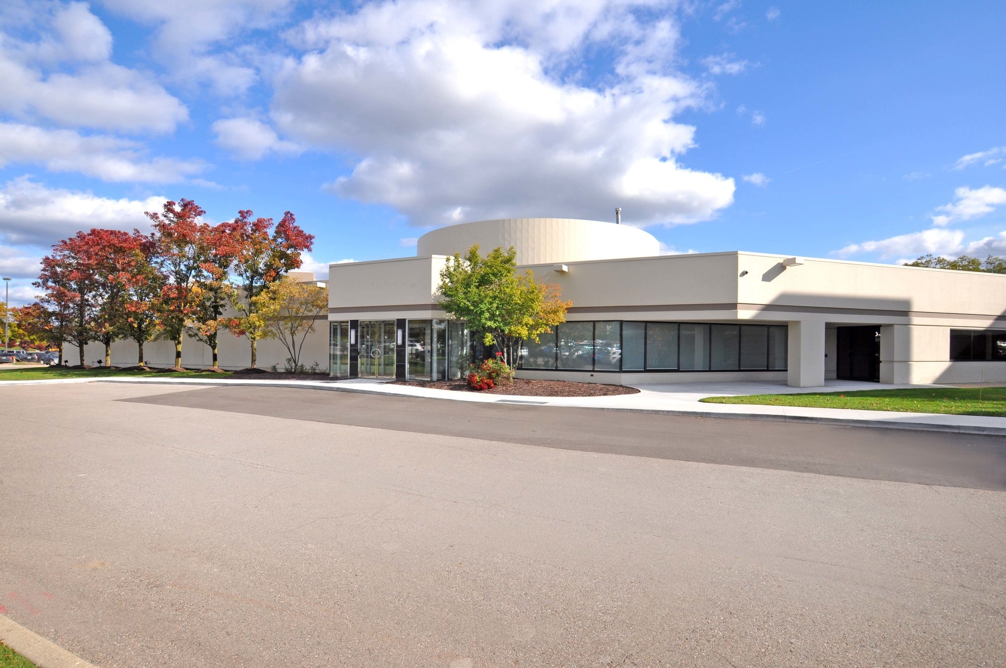 34555 W 12 Mile Rd, Farmington Hills, MI for Sale