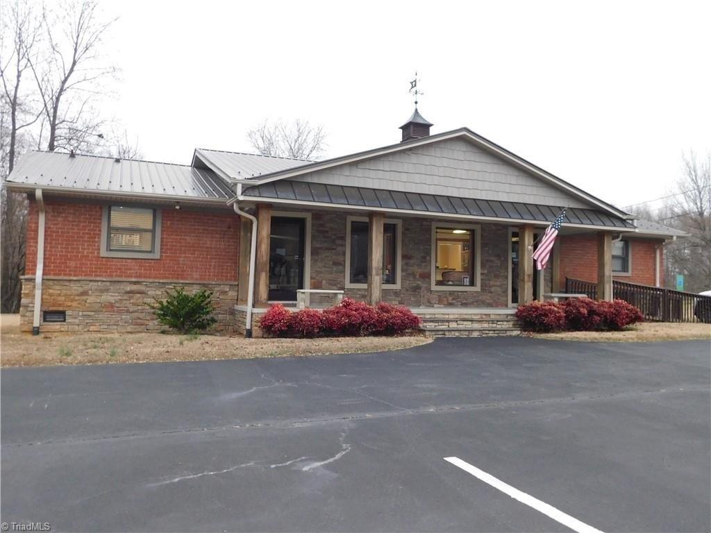 4219 Meadowbrook View Rd, Thomasville, NC for Sale