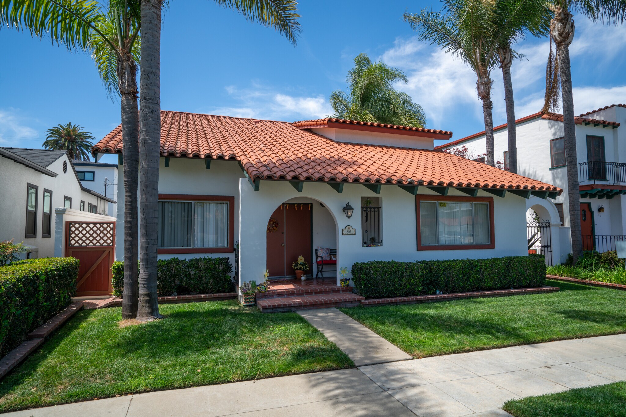 807 Roswell Ave, Long Beach, CA for Sale