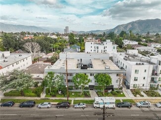 North Hollywood, CA Apartments - 4406 Cahuenga Blvd