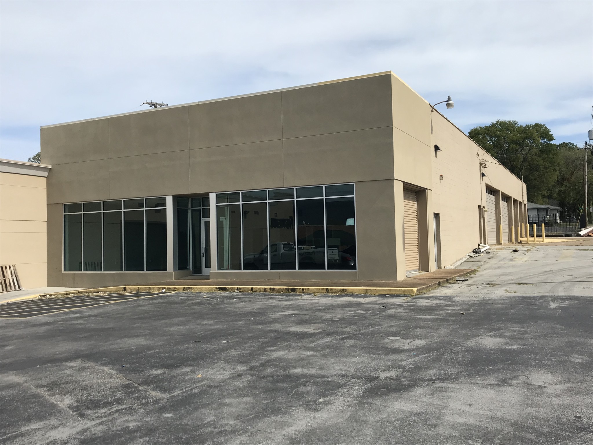 2811 E 49th St, Chattanooga, TN for Rent