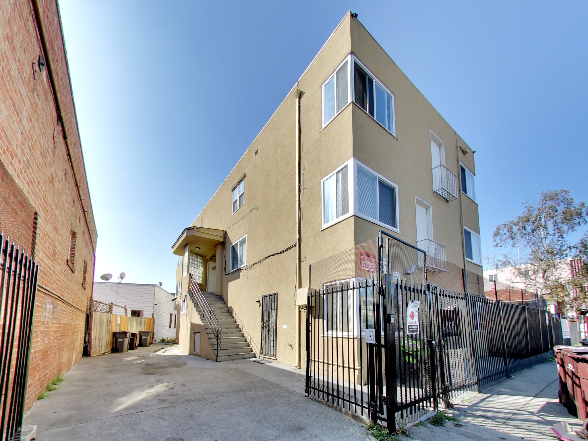 6619-6625 Bancroft Ave, Oakland, CA for Sale