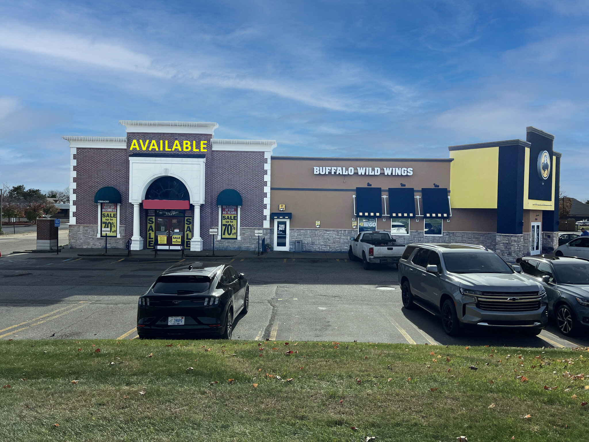37643-37651 6 Mile Rd, Livonia, MI for Rent