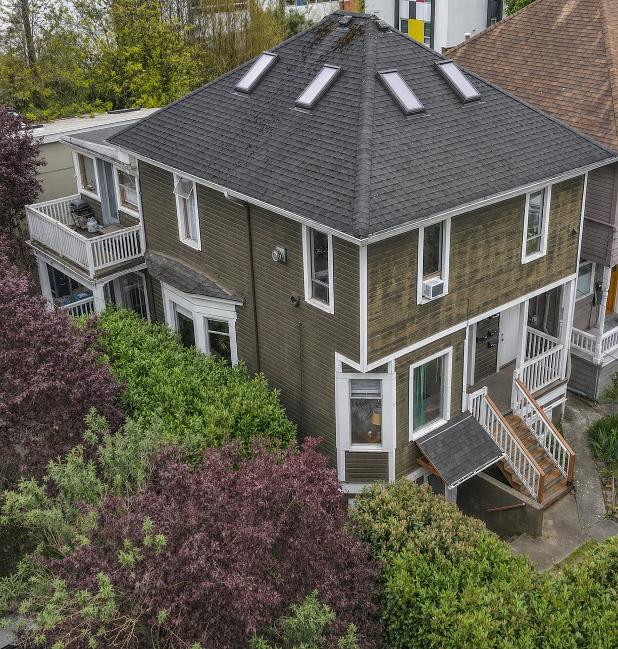172 16th Ave, Seattle, WA for Sale